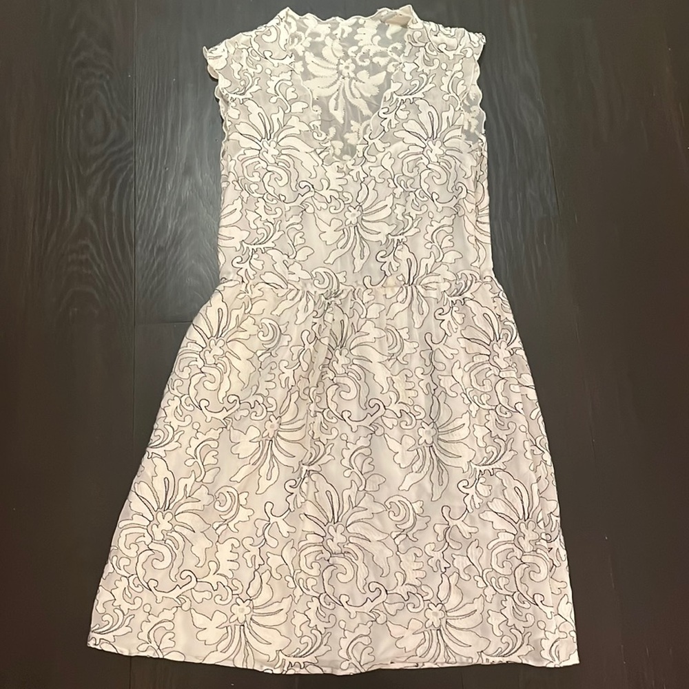 Dolce Vita white & black lace, fully lined dress in size small.